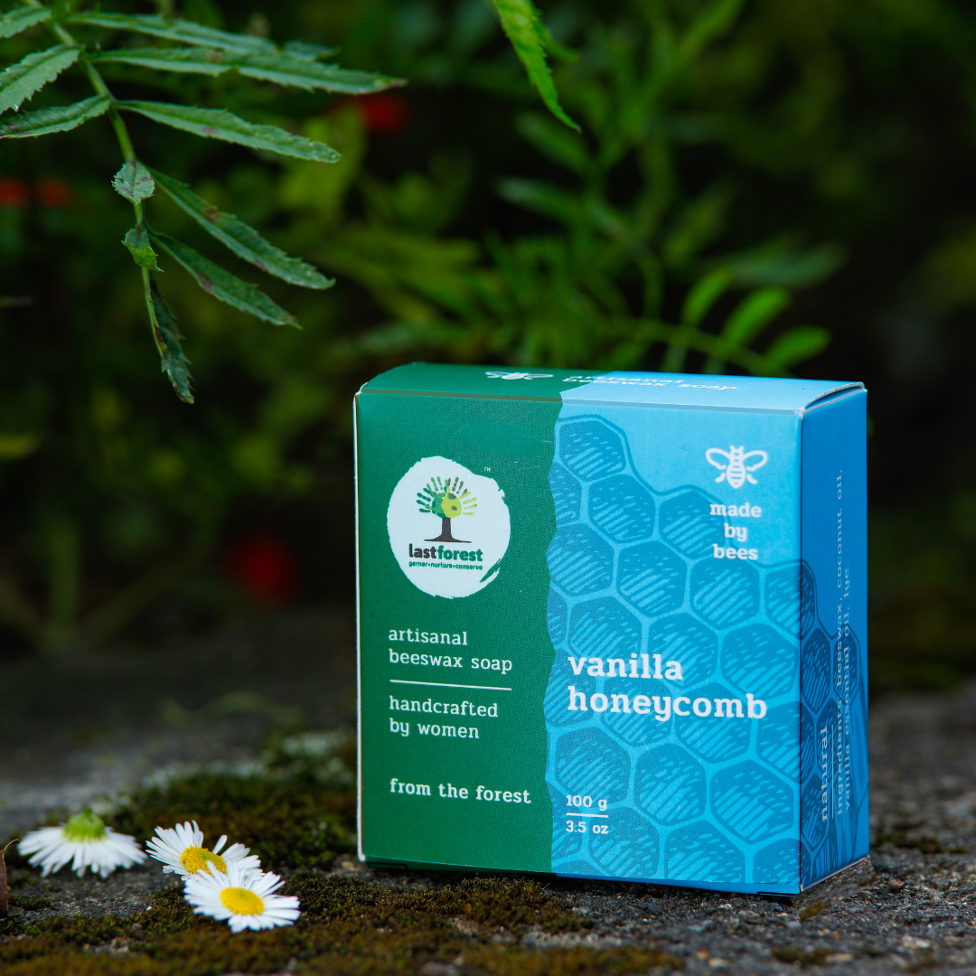 Artisanal Handmade 'Honeycomb' Beeswax Soap - Vanilla